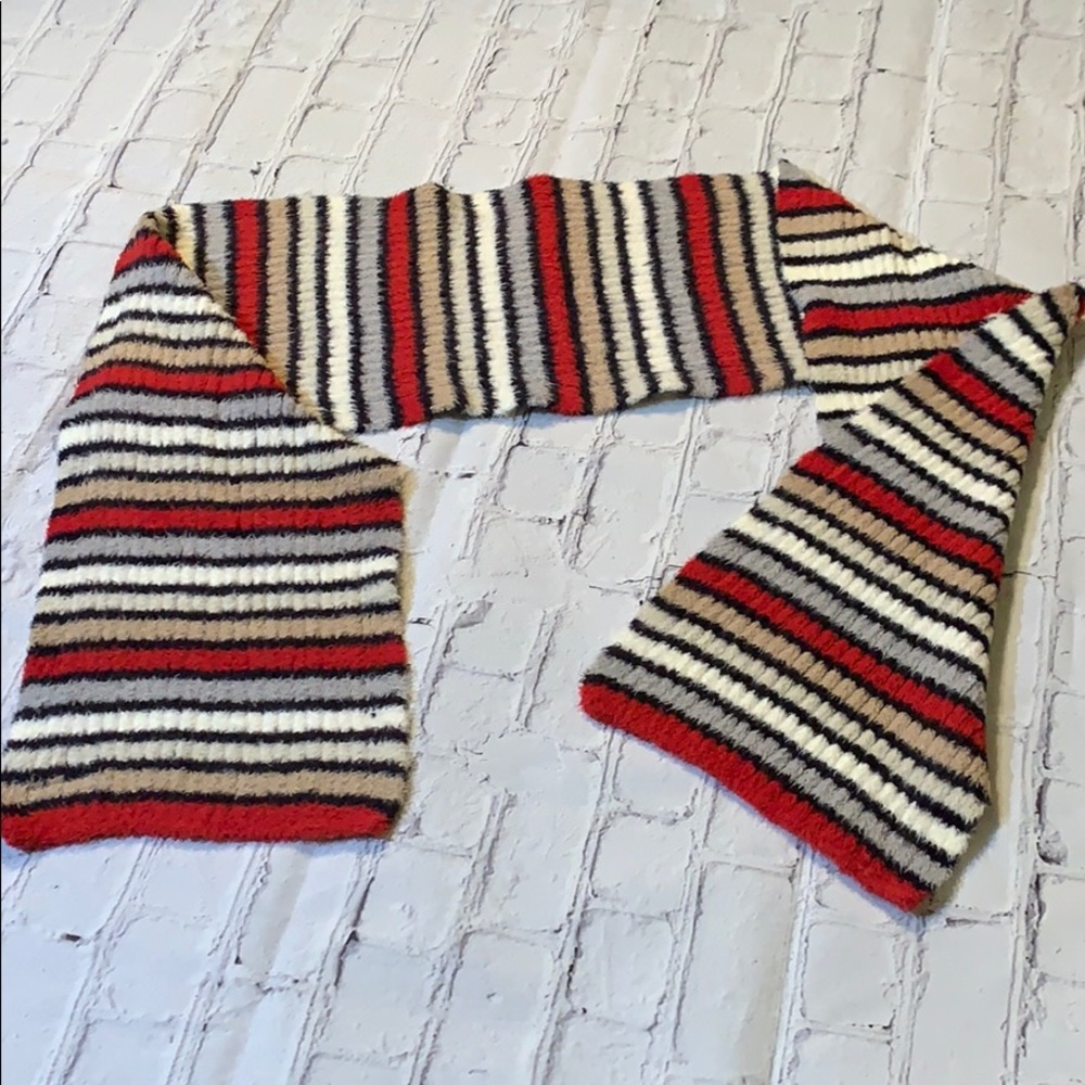 Isotoner Striped Scarf - Picture 4 of 8